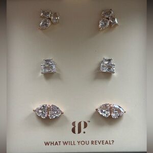 Bomb Party Simply Studs Classic Edition